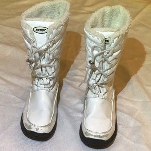 White winter boots